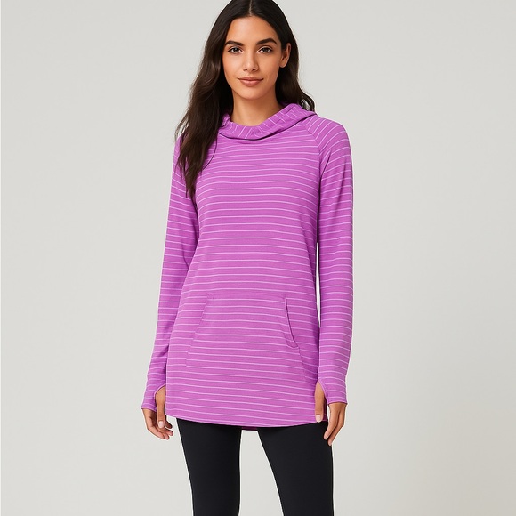 🌷GapFit Women’s Hooded Shirt - Pink w/ White Stripes - Size Small - Picture 1 of 11